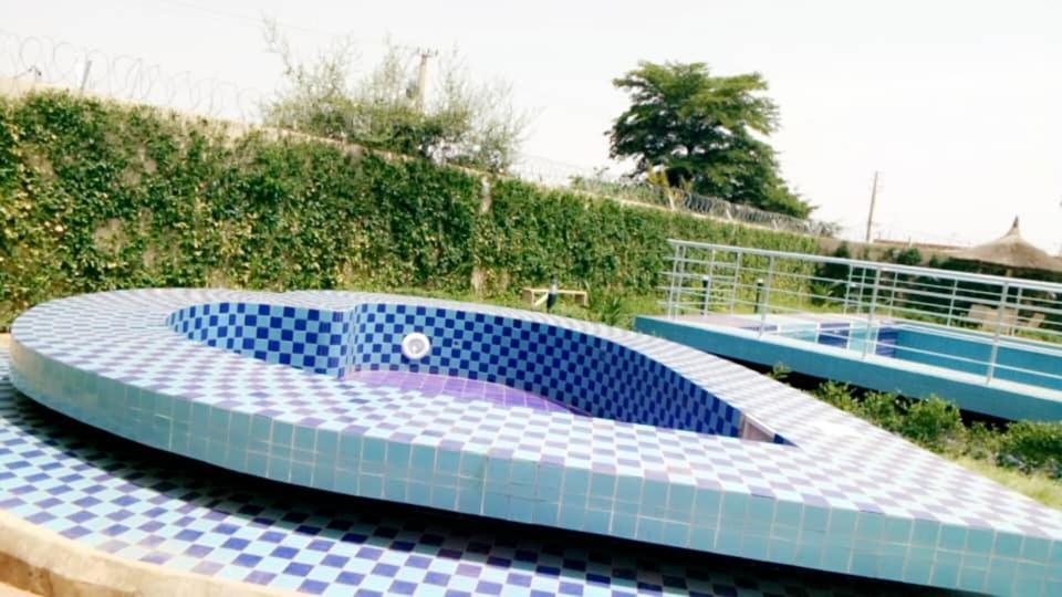 Hotel Univers 3 Aeroport Luxe Niamey Bagian luar foto