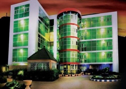 Hotel Univers 3 Aeroport Luxe Niamey Bagian luar foto